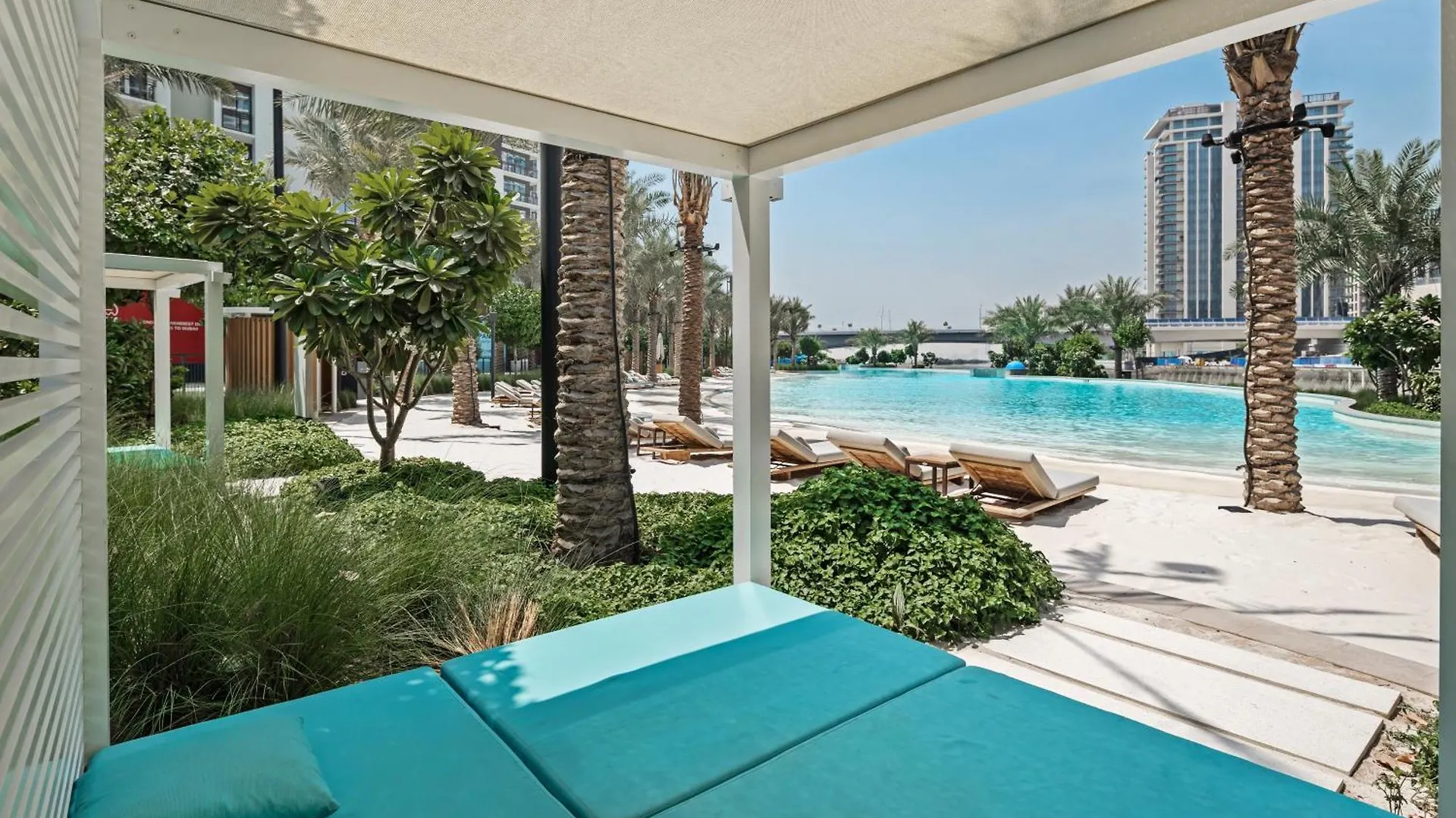 Lagoon Charm Luxurious Waterfront Living Dubai United Arab Emirates