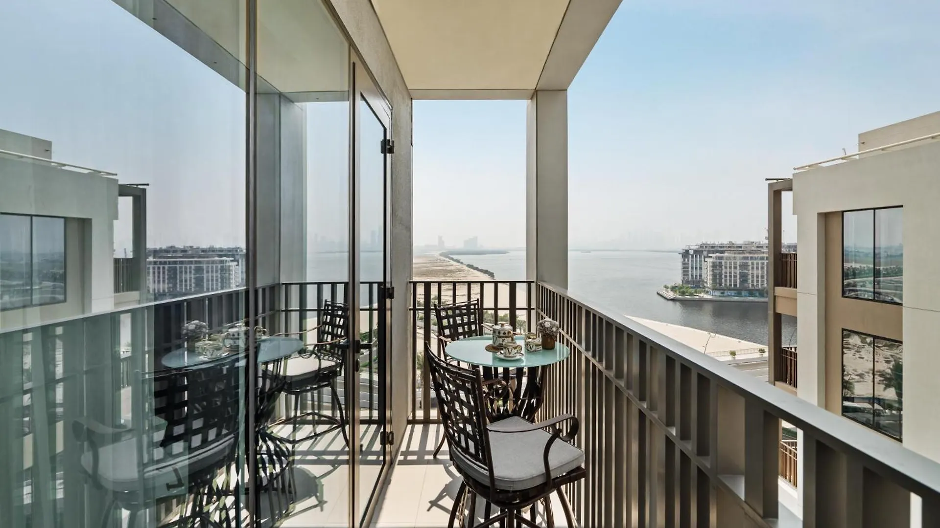 Apartment Lagoon Charm Luxurious Waterfront Living Dubai United Arab Emirates