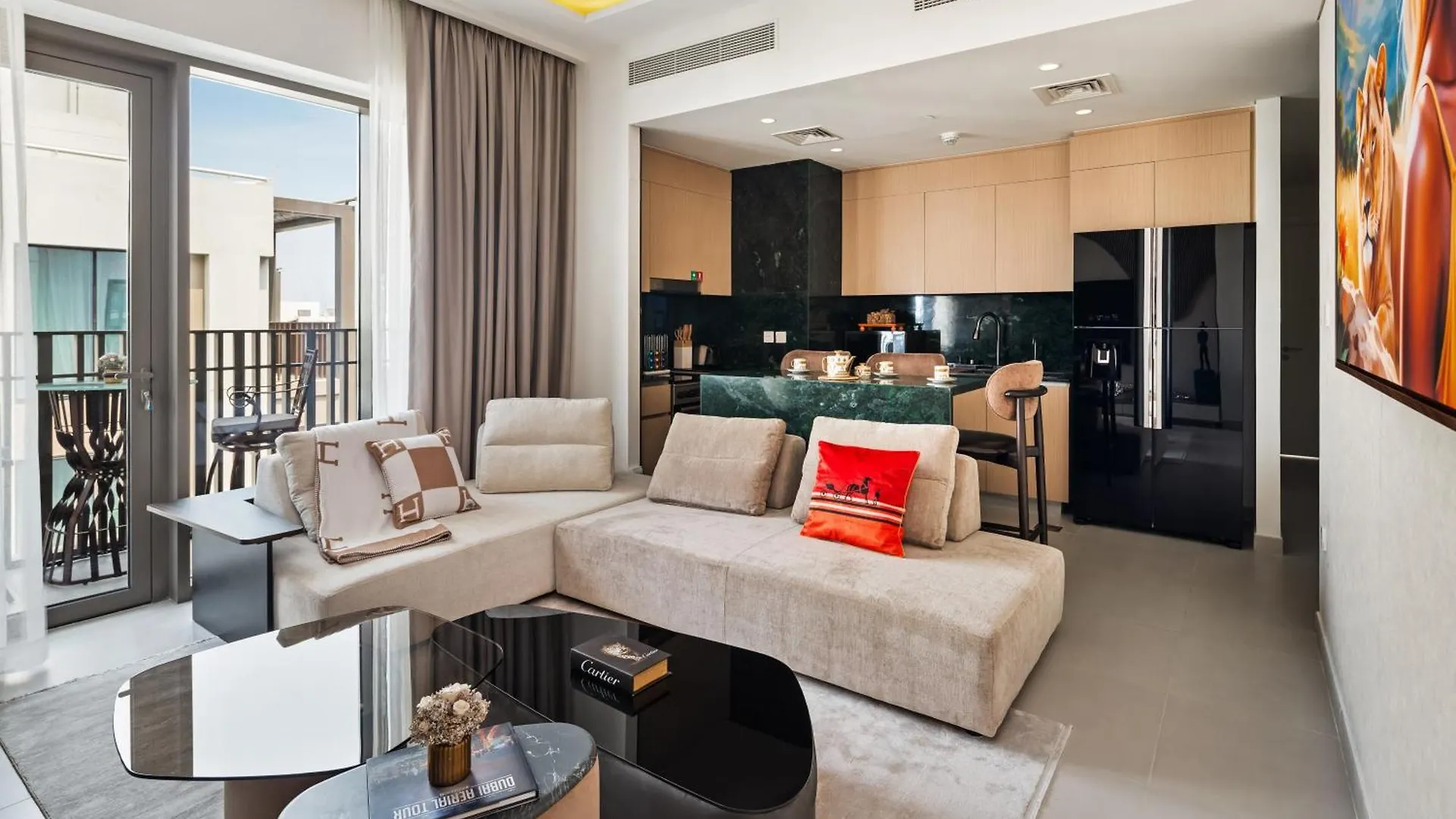 Lagoon Charm Luxurious Waterfront Living Dubai 0*,