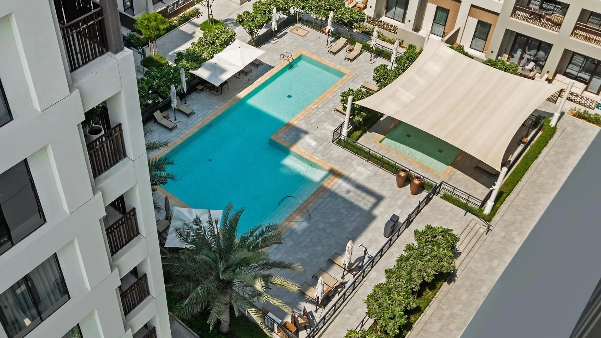 Lagoon Charm Luxurious Waterfront Living Dubai Apartment
